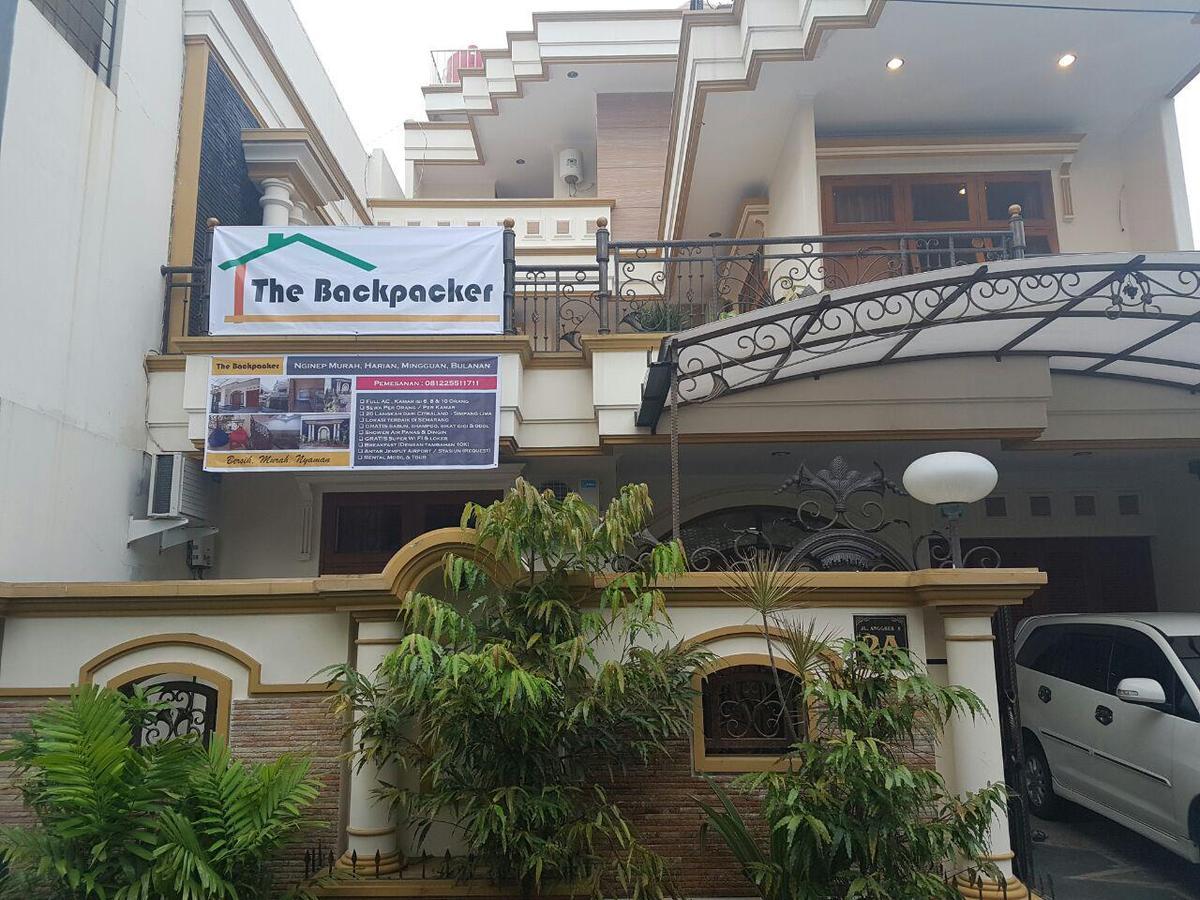 The Backpacker Semarang Hostel Bagian luar foto